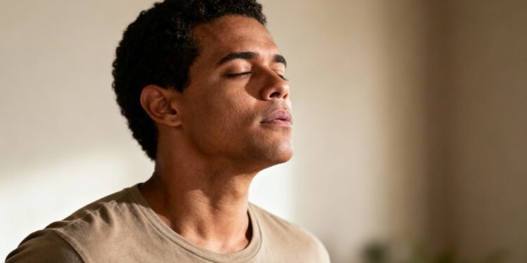 A respiração "em caixa" (Box Breathing) dos Navy SEALs que elimina a ansiedade de performance