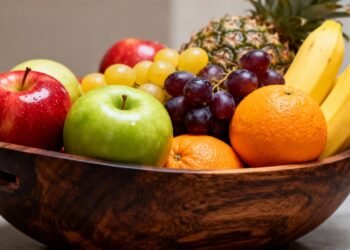 Poucos sabem desse impacto no fígado de quem consome muitas frutas