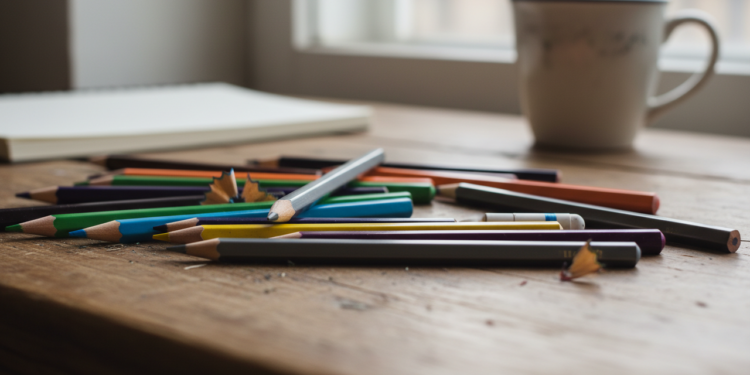 Por que “lápis” não muda no plural (e não é erro de digitação)