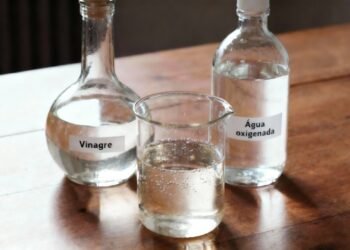 Mistura de vinagre e água oxigenada: para que serve
