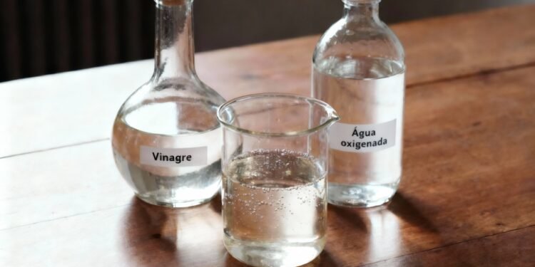 Mistura de vinagre e água oxigenada: para que serve