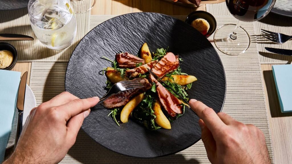 A quantidade de carne que deve ser consumida por dia, dependendo da idade e do peso