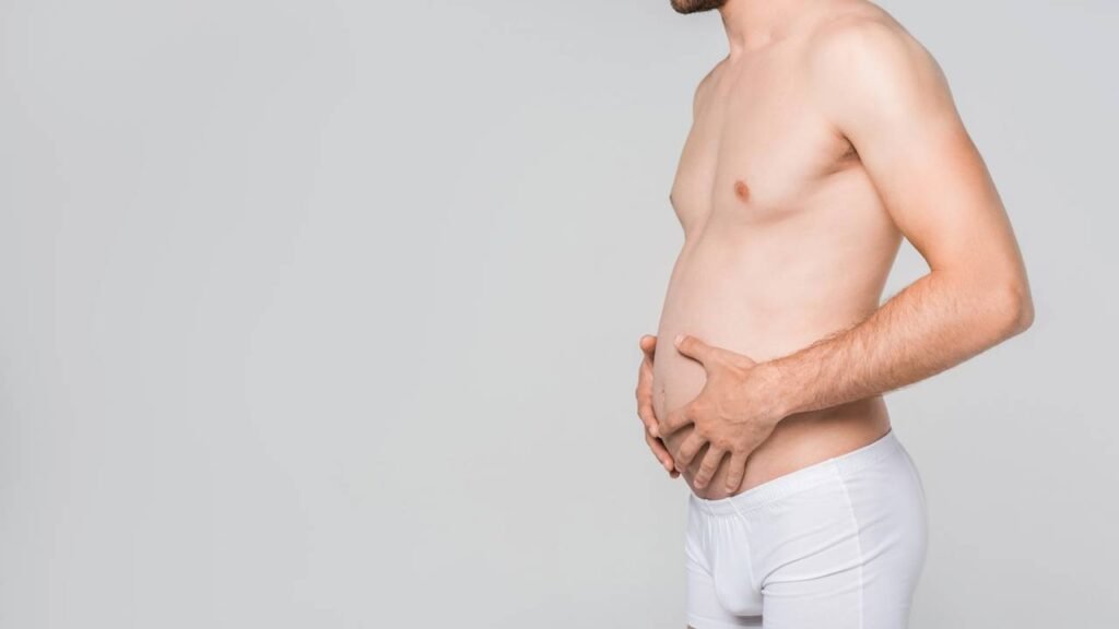 Adeus, estufamento: os 3 chás naturais que nutricionistas indicam para desinflamar o corpo