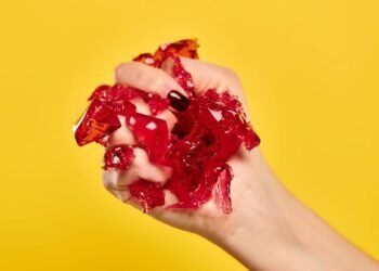 Como a gelatina pode ser importante para cuidar da pele e dos ossos no dia a dia