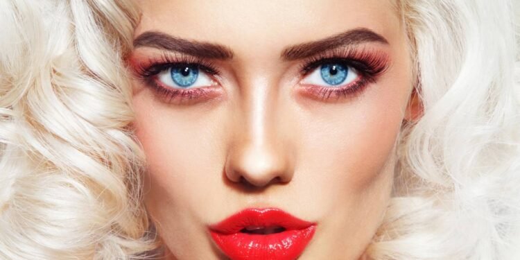 Coloração Capilar - Créditos: depositphotos.com / pepperbox