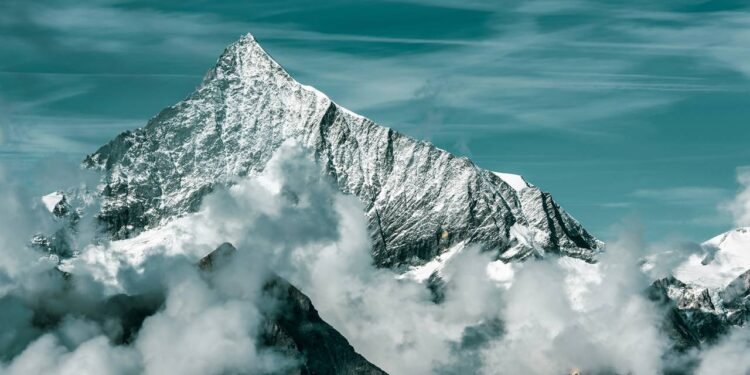 A maior montanha do mundo não é tão óbvia quanto parece e o motivo surpreende