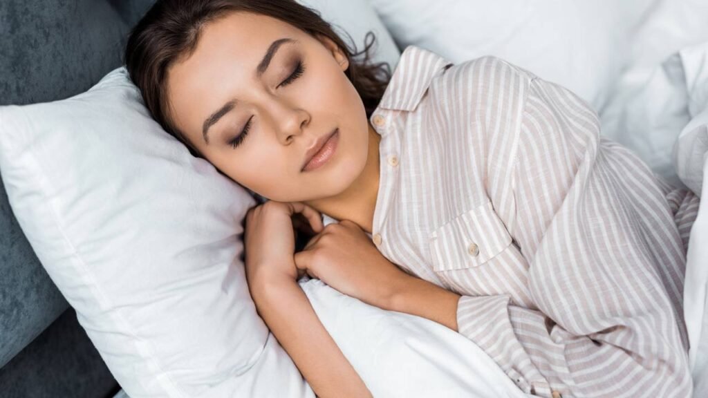 O que seu cérebro faz durante o sono que pode estar te deixando mais cansado