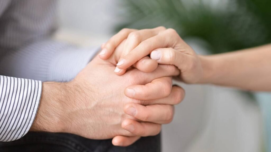 A resposta mais usada para “obrigado” em 2025 pode te surpreender, aprenda a falar corretamente