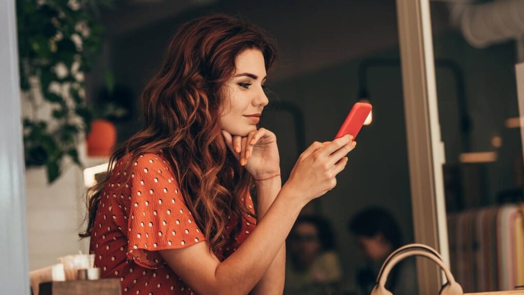 Esse microfone invisível do seu celular melhora a qualidade das suas chamadas e você nem sabia