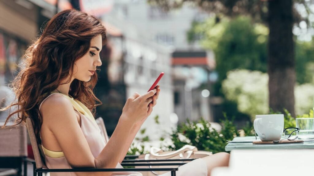 Esse microfone invisível do seu celular melhora a qualidade das suas chamadas e você nem sabia