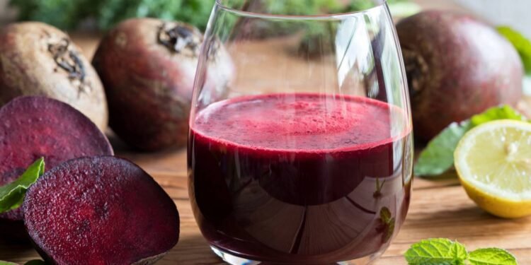 Apresenta forte ação antioxidante, graças à sinergia da Vitamina C e das betalaínas - Créditos: depositphotos.com / MadeleineSteinbach