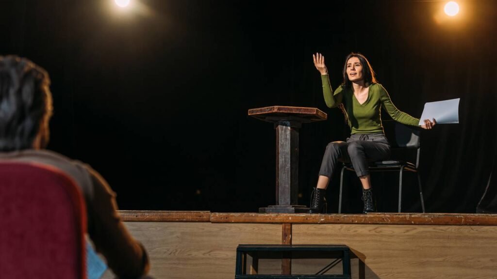 O que significa “Deus ex machina”, o termo que vem do teatro e ainda é usado no cinema