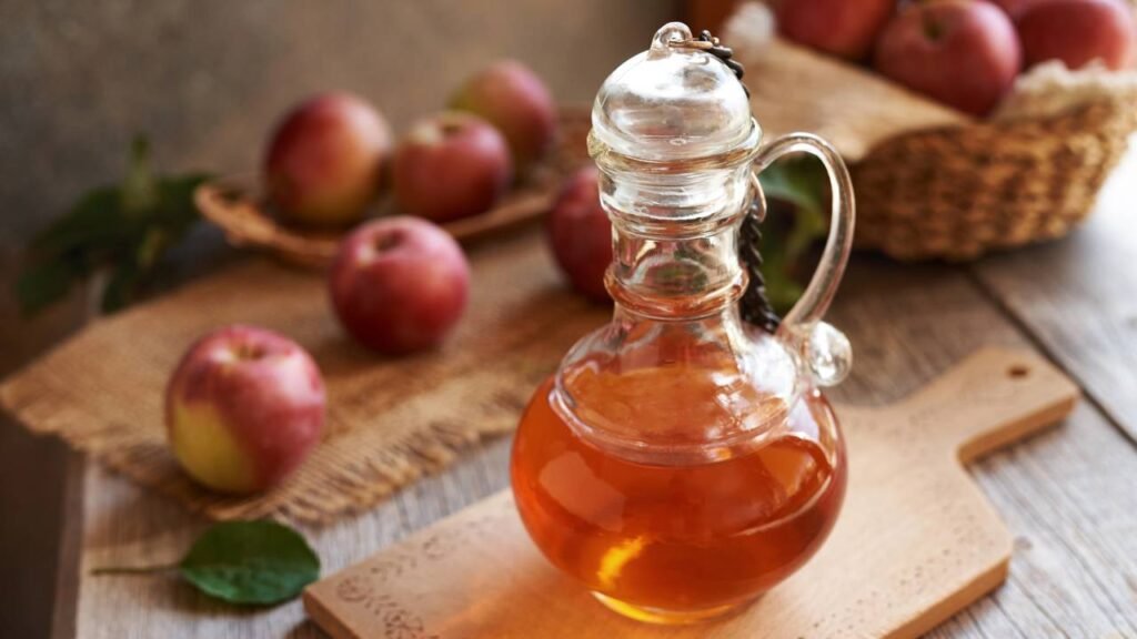 Por que pessoas recomendam misturar canela e vinagre e para que essa combinação serve