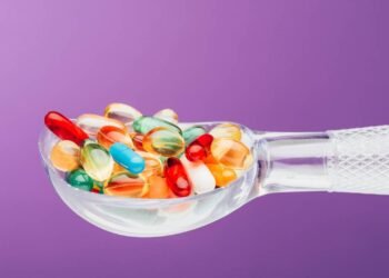 As vitaminas mais importantes para prevenir a osteoporose ao longo da vida