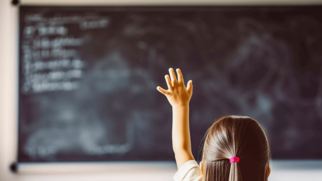 Por que ‘exceção’ é com X e ‘cessar’ é com S: a explicação vem do latim