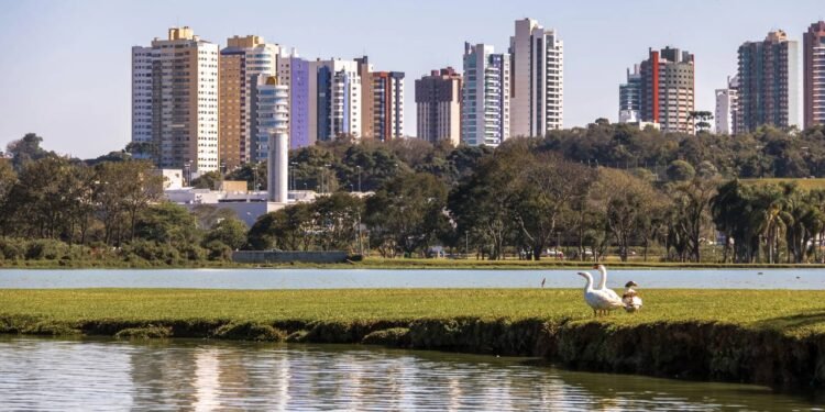 Capital do Paraná se destaca por mobilidade inteligente e alta qualidade de vida urbana