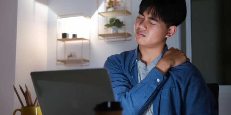 Dor Muscular Tardia - Créditos: depositphotos.com / ijeab