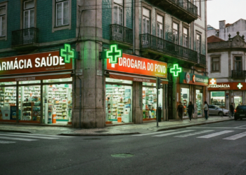O significado de ter uma farmácia em cada esquina