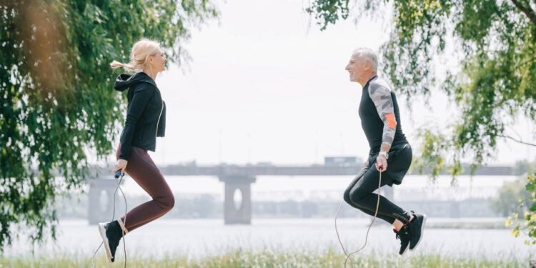 Pular corda- Créditos: depositphotos.com / AndrewLozovyi