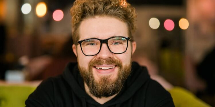 "Meus óculos" ou "Meu óculos"? Essa é a explicação definitiva para não errar mais