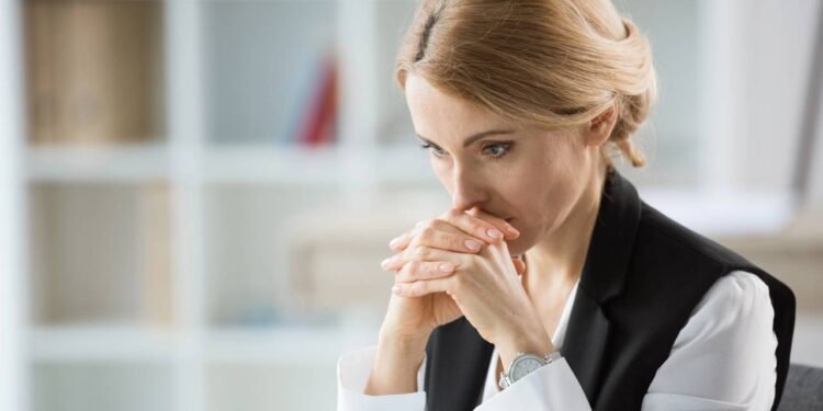 Por que pensar demais pode ser um problema, segundo os filósofos