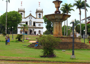 A “Cidade dos Barões” oferece uma viagem no tempo para o passado com a preservação da arquitetura do Brasil império