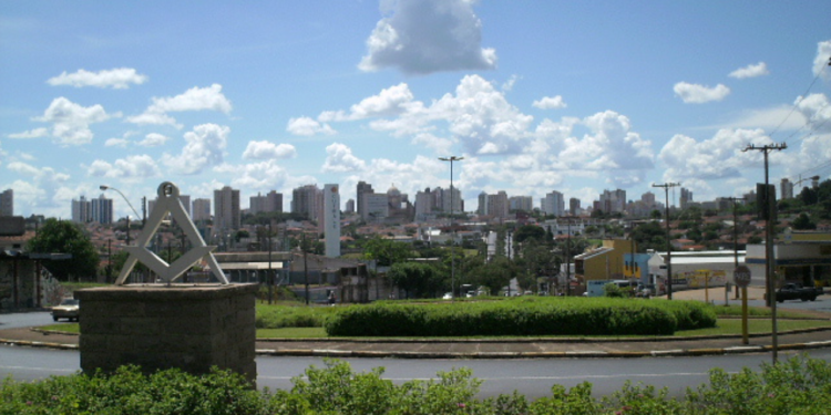 A cidade apelidada de a “Morada do Sol” que combina um lindo pôr do sol e uma das melhores qualidades de vida do país