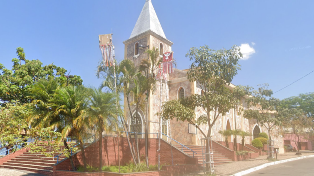 A cidade mais fria do Brasil já registrou −10 °C a 1.360 metros de altitude e hoje se destaca pelos vinhos em Santa Catarina