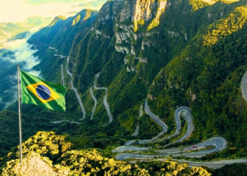 Com curvas de 180 graus a 1.470 metros, a estrada mais perigosa do Brasil fica em Santa Catarina e testa motoristas como nenhuma outra