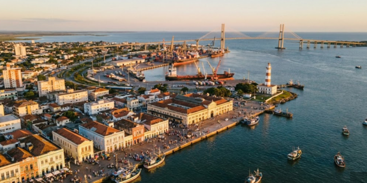 Uma cidade do Rio Grande do Sul guarda a maior praia do mundo e qualidade de vida excelente