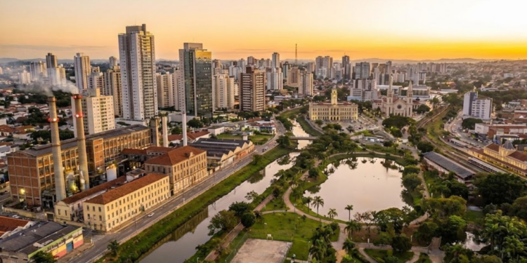 A “Manchester Paulista” prova que uma metrópole industrial pode crescer sem perder o verde e a qualidade de vida