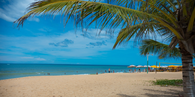 A antiga vila charmosa da Bahia tranquila para visitar que conquista brasileiros e revela como é visitar o destino mais exclusivo do país