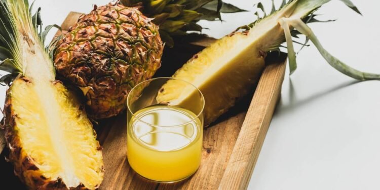 A fruta tropical perfeita para fortalecer a imunidade essencial para a pele, ossos e articulações