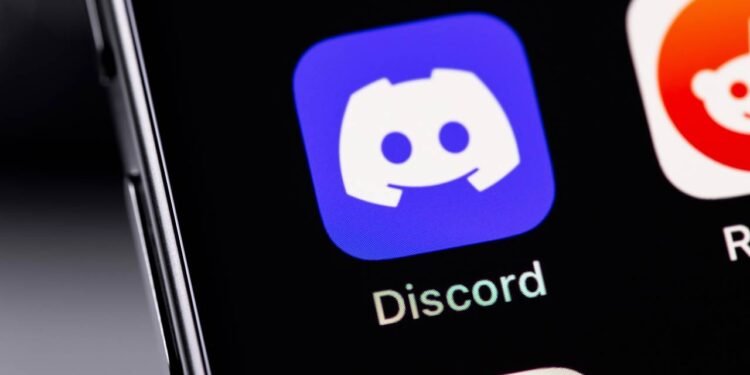 O que significa quando um jovem prefere ficar no Discord e quase não sai de casa, segundo a psicologia