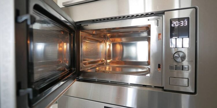 Poucos sabem qual é o eletrodoméstico que deve ser desligado rapidamente em caso de tempestade