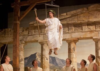 O que significa “Deus ex machina”: a antiga expressão grega que sobreviveu por milhares de anos?