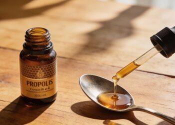 O hábito comum nas gripes que parece simples, mas exige mais cuidado do que parece