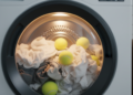 Bolas de tênis na máquina de secar: para que servem