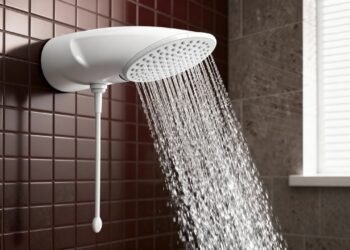 As melhores dicas para desentupir os furos do seu chuveiro de forma simples