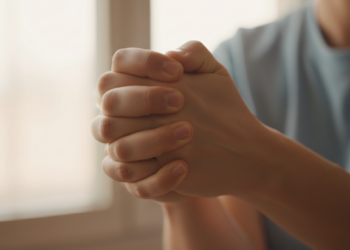 Por que a força do seu aperto de mão indica a saúde do seu coração?