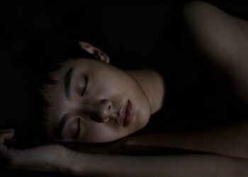 O habito que serve para aumentar a produção de melatonina e prevenir o ganho de peso relacionado ao estresse