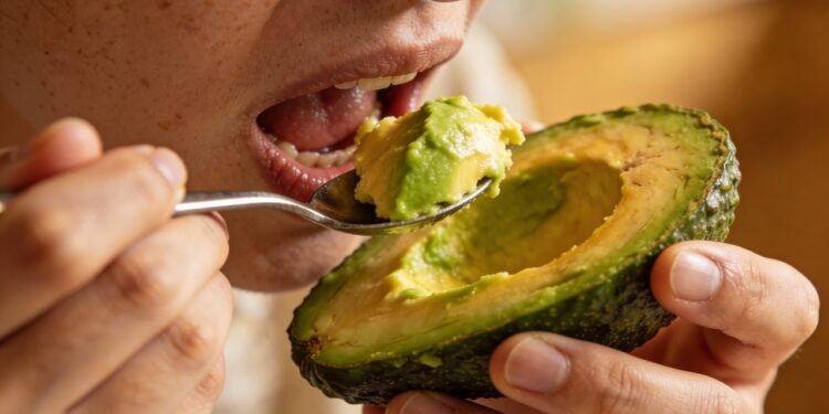 O que acontece com o seu corpo quando você come um abacate todos os dias?