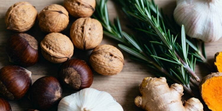 As opções naturais que têm atraído quem busca aliviar pernas pesadas e melhorar a circulação