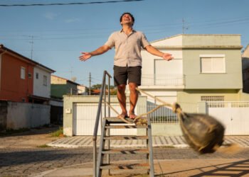 O que significa a frase "Se você quer voar, precisa abandonar o que te impede", da ganhadora do Prêmio Nobel Toni Morrison?