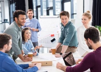 Estar em grupo pode fazer você tomar as piores decisões da sua vida mesmo sem querer