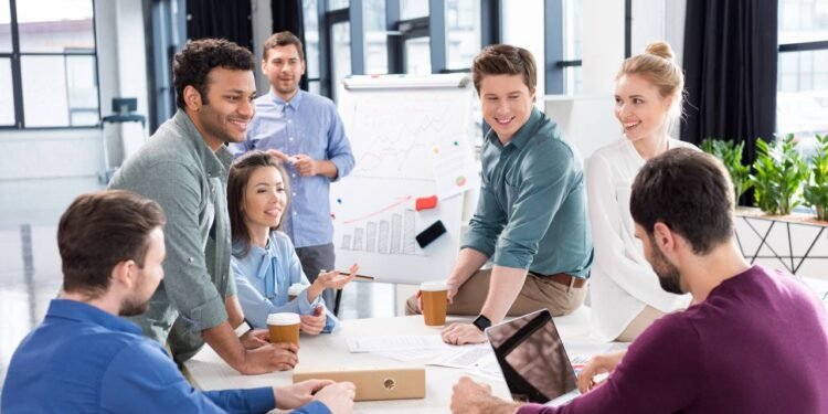 Estar em grupo pode fazer você tomar as piores decisões da sua vida mesmo sem querer