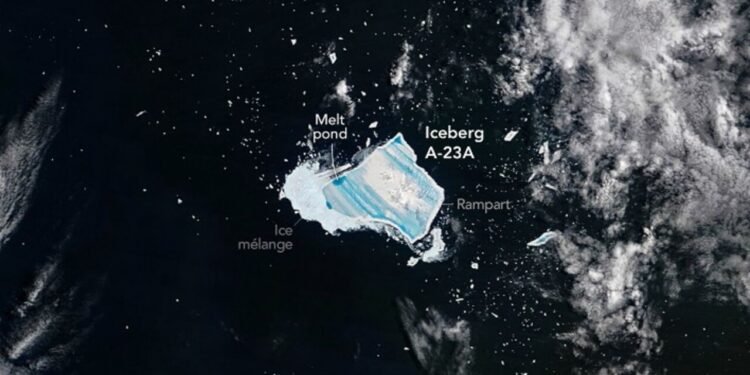Por que o maior iceberg do mundo ficou azul? Um sinal de que está prestes a se partir completamente