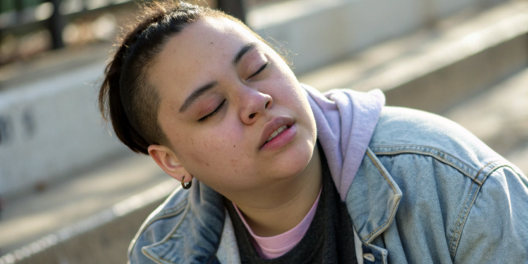 Quantas vezes uma pessoa pisca todos os dias