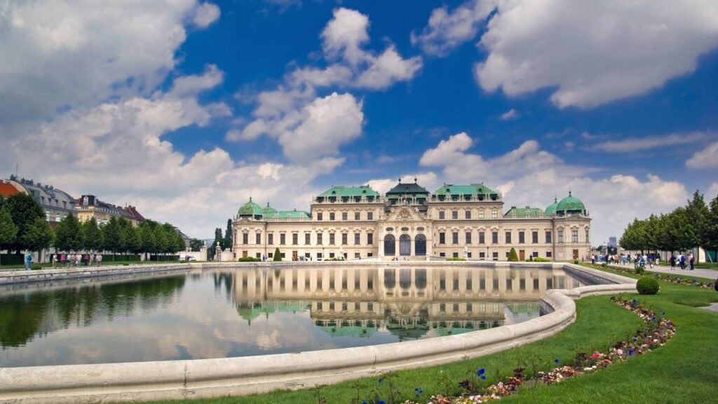 Essa cidade se destaca como uma das melhores do mundo rica em cultura, qualidade de vida e história no coração da Europa