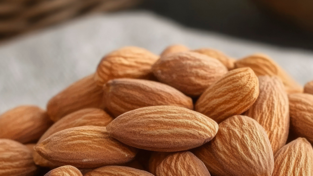 O que acontece com o seu corpo quando você come amêndoas regularmente?